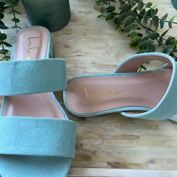 Lulus Seafoam Green faux suede 1”heel with straps SZ 5.5 - Picture 6 of 6